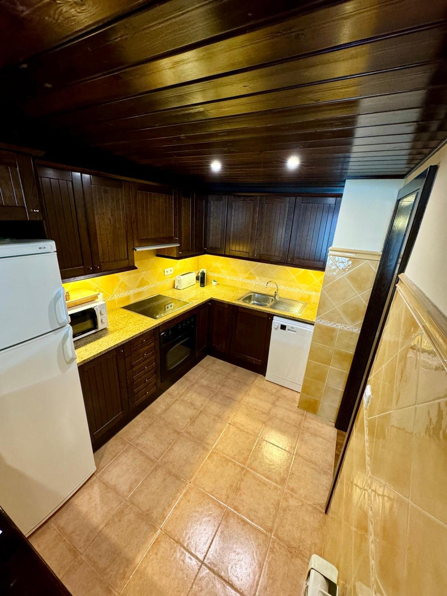 拉莫利纳Atico Duplex A Pie De Pistas De Esqui住宿加早餐旅馆 外观 照片